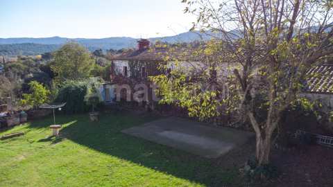 Imposing catalan country house in an environment of indescribable beauty -89