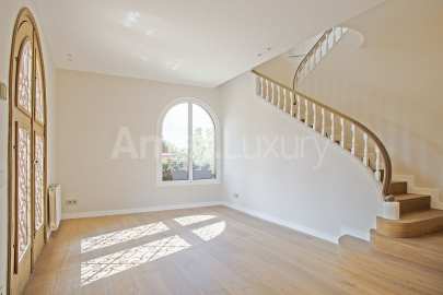 Elegant i cèntrica mansió tota rehabilitada -3